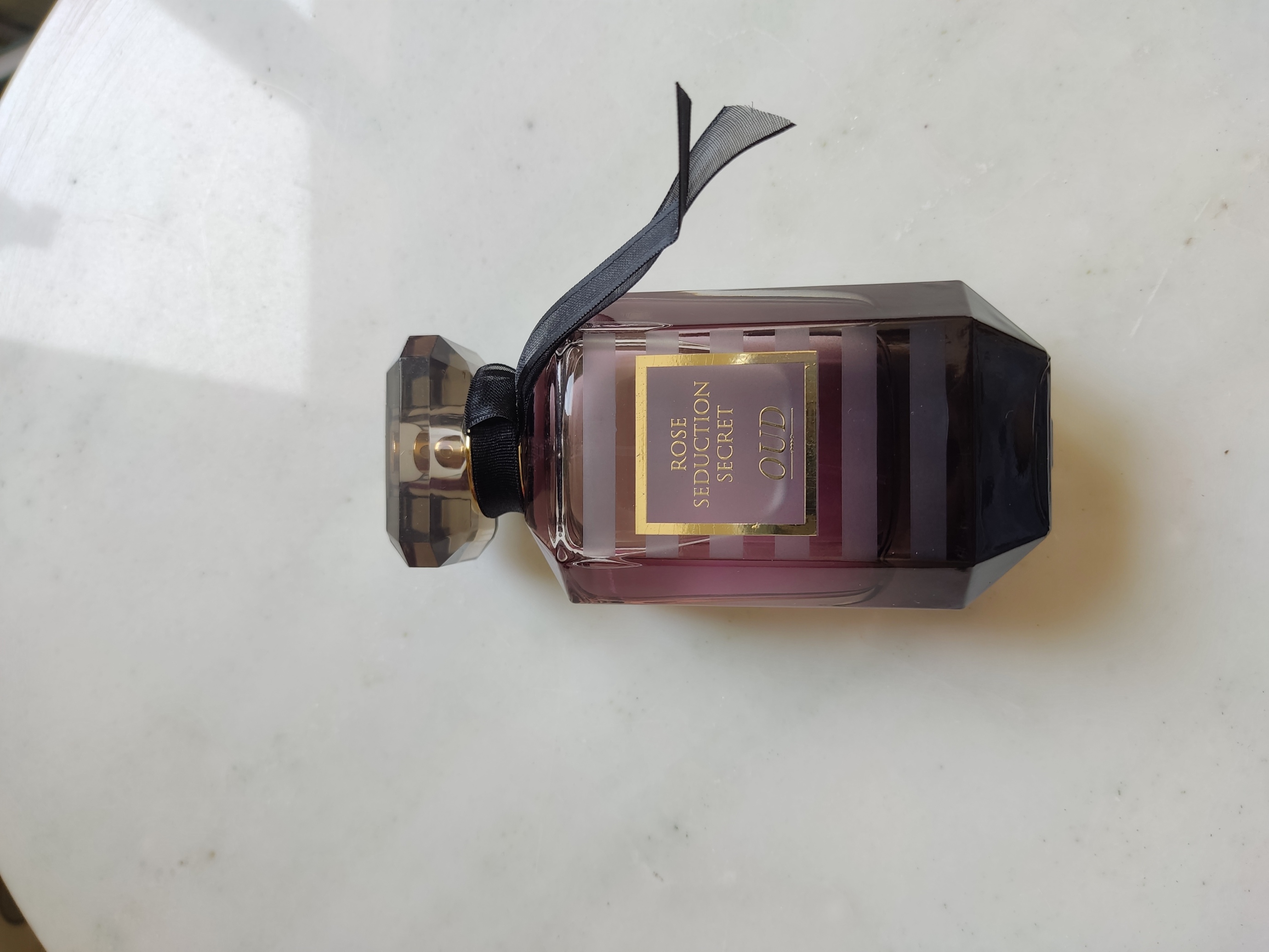  عطر بامبشل عود ویکتوریا سکرت 100 میل ROSE SEDUCTION SECRET OUD 