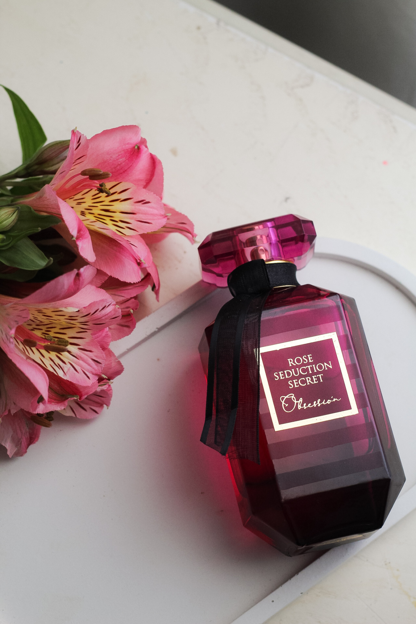  عطر بامبشل پشن ویکتوریا سکرت 100 میل ROSE SEDUCTION SECRET Obsession 