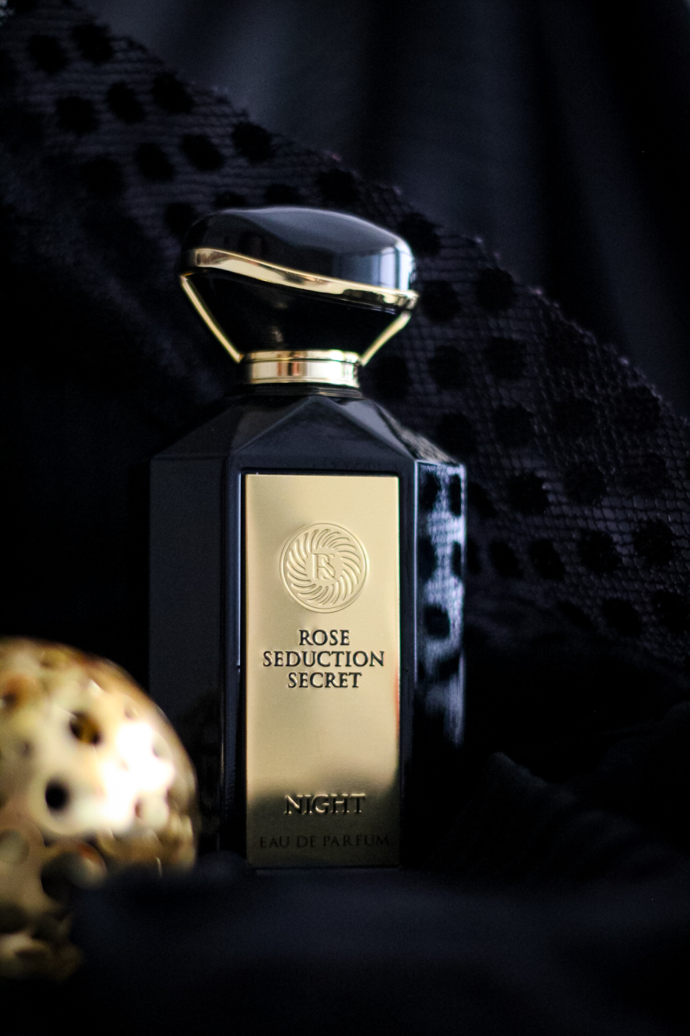  عطر نایت ویکتوریا سکرت 100 میل ROSE SEDUCTION SECRET NIGHT 